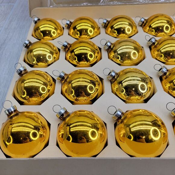 Vintage Gold Woolworth Woolco Glass Ornaments Bulbs 24 original box USA 2.25"‎ - Picture 9 of 11
